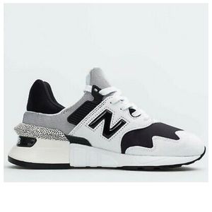 New Balance 997 - new in box